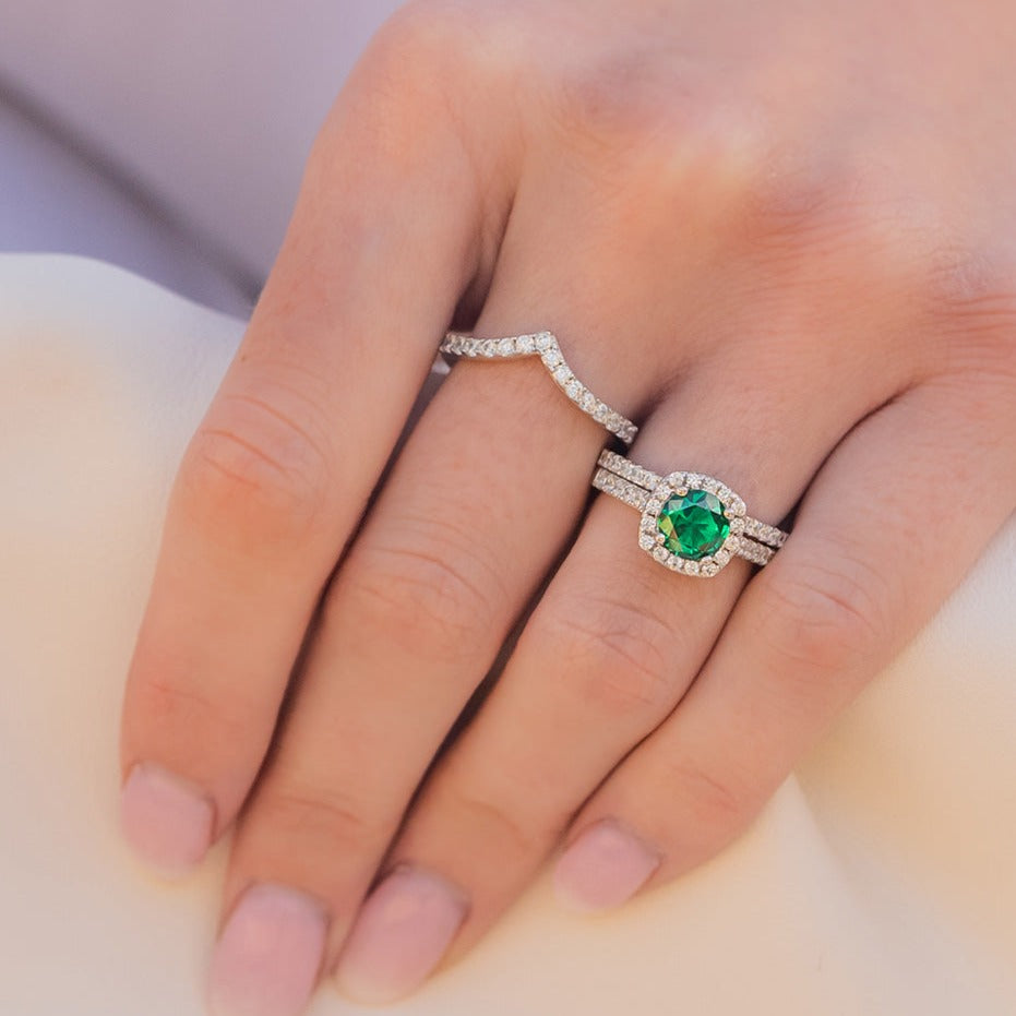 1.00 CT Round Cut May Birthstone Emerald Engagement Ring