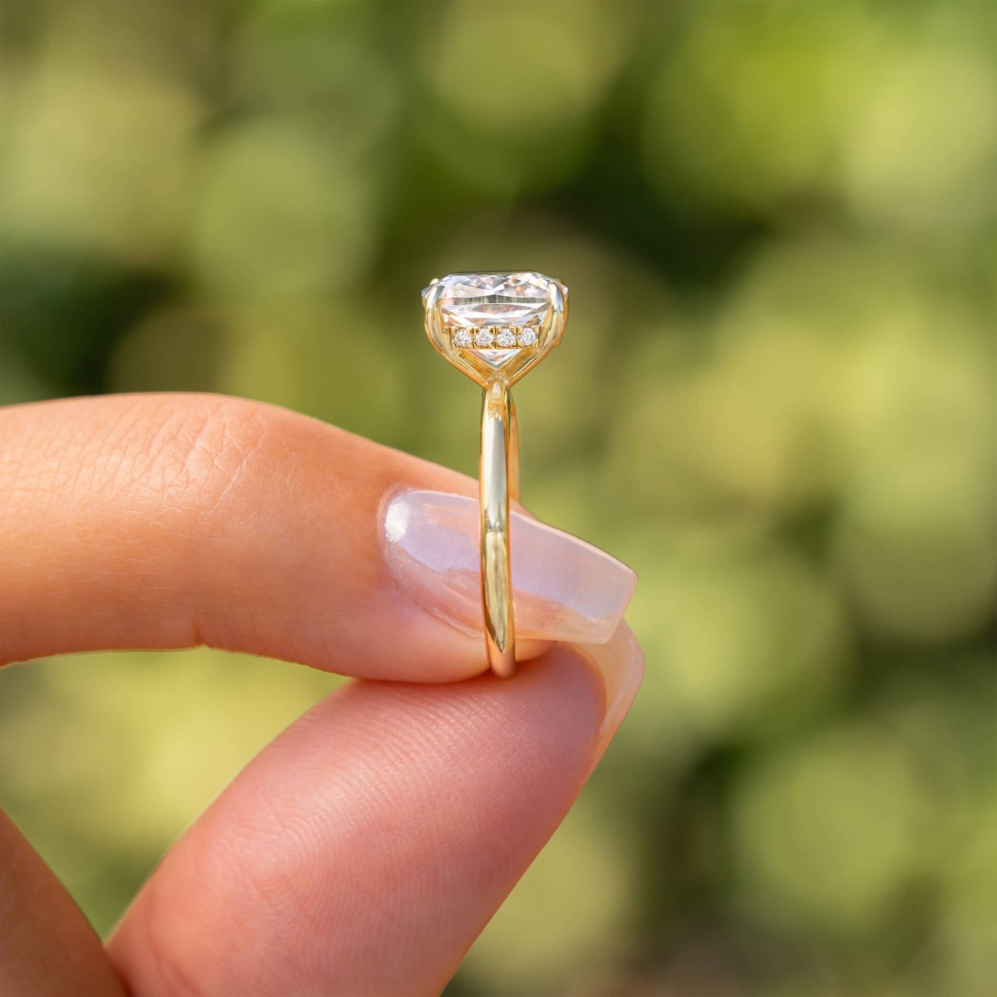 10k Yellow Gold Hidden Halo Ring For Gf