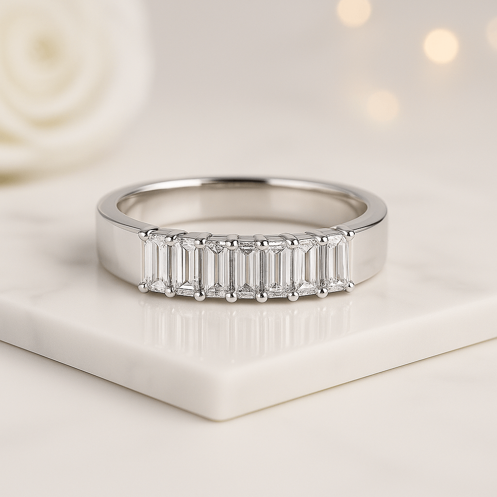 14k_Baguette Diamond Half Eternity Band