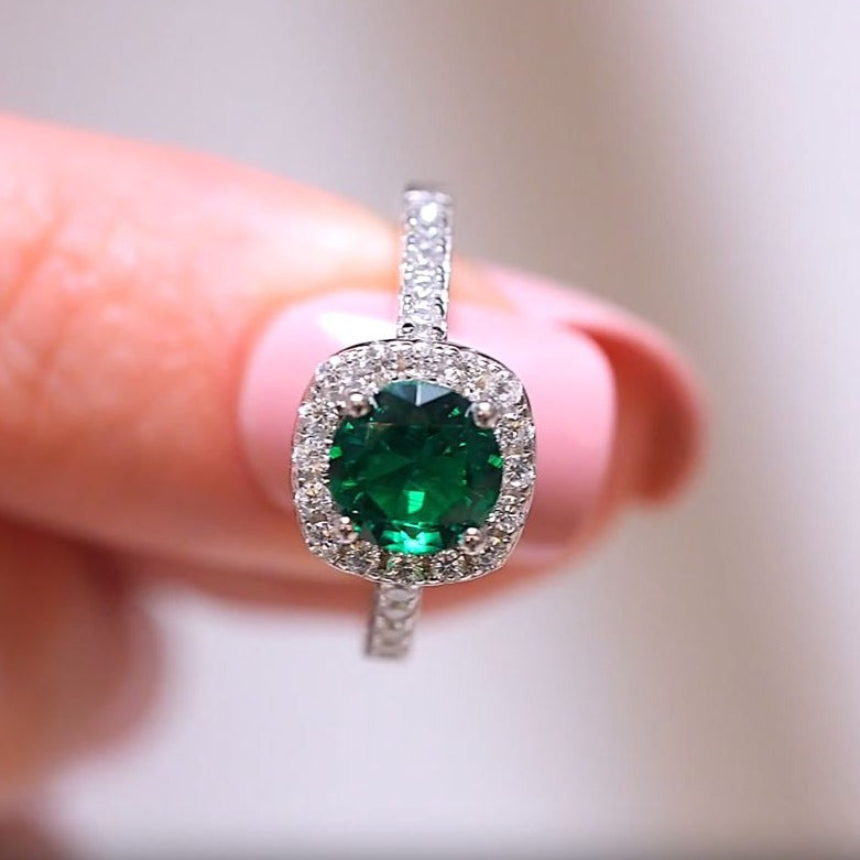 18k Round Cut May Birthstone Emerald Engagement Ring