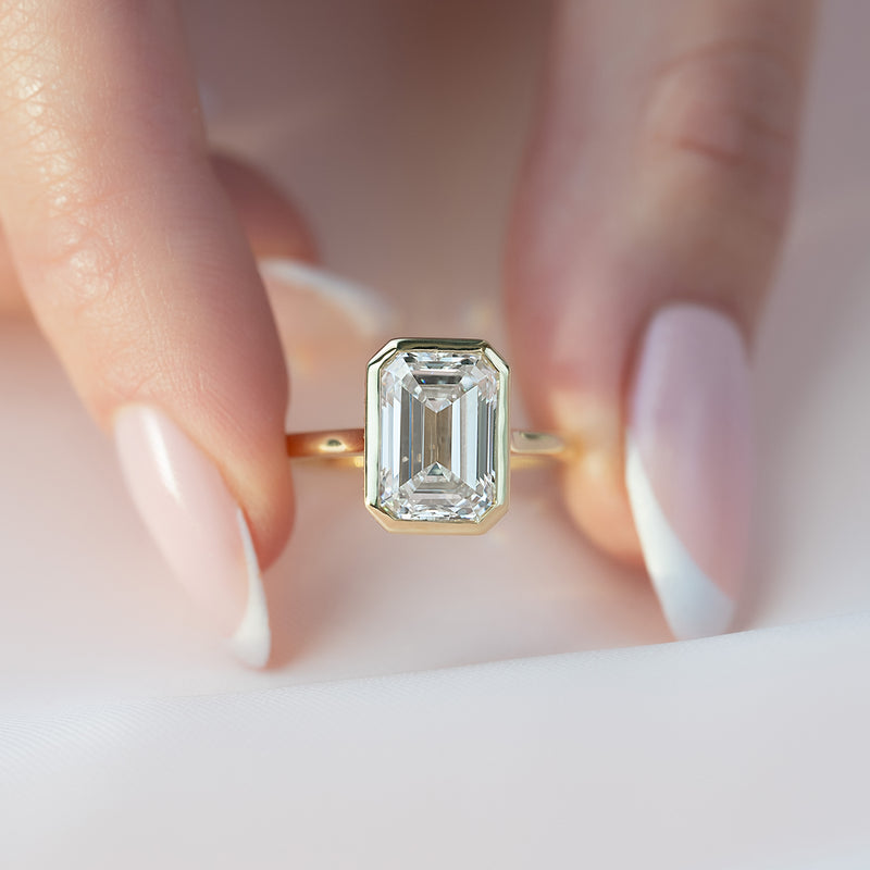 Emerald Diamond Ring