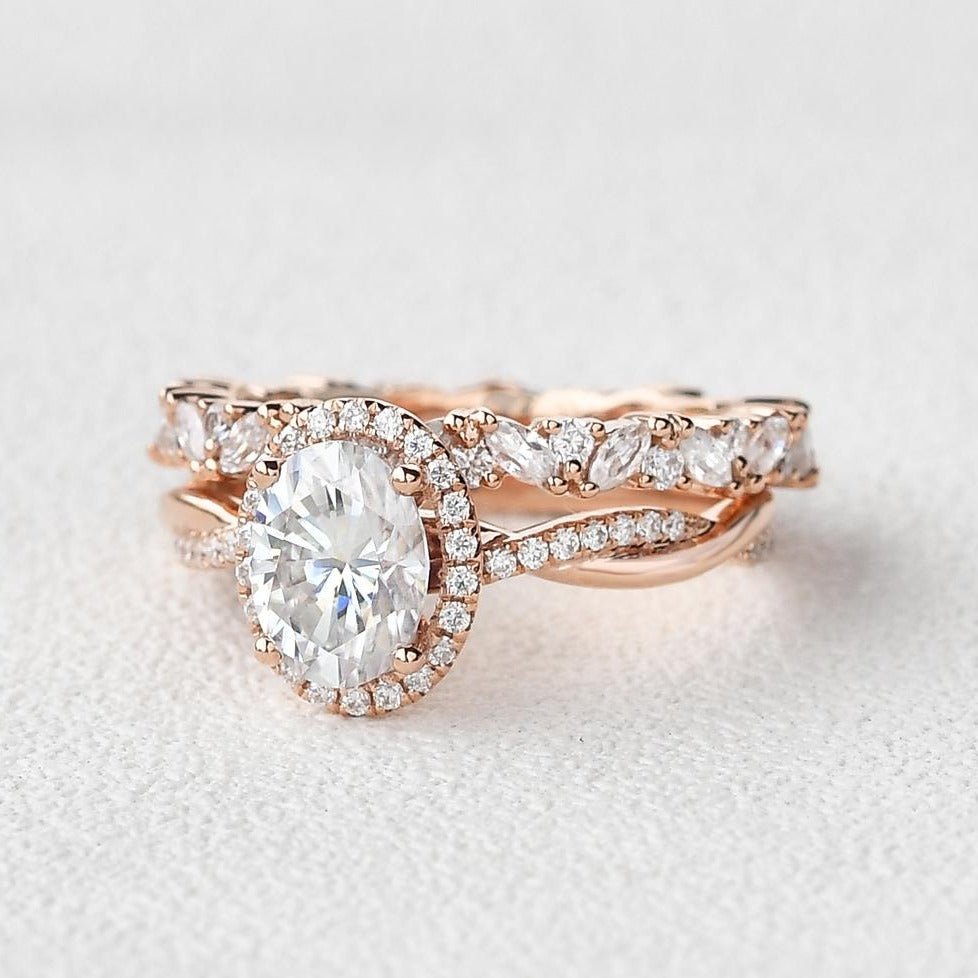 Oval Diamond Twisted Bridal Set Ring For Wedding