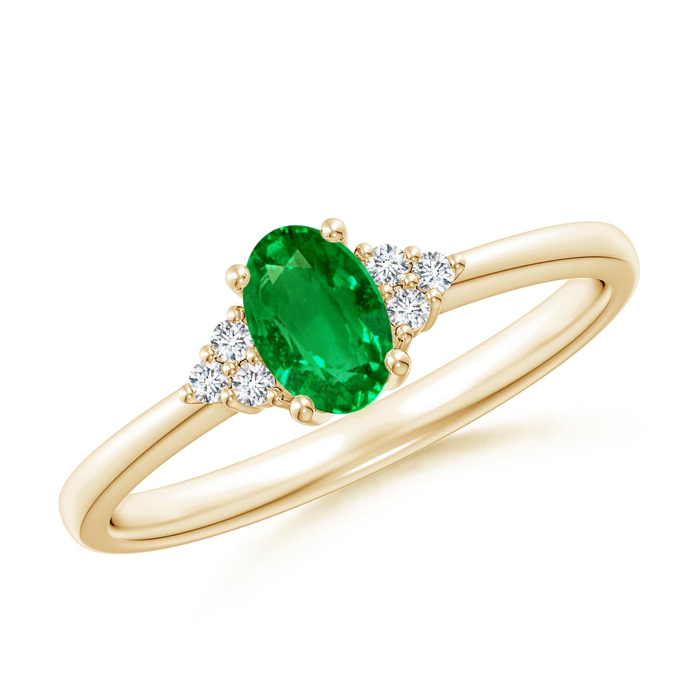Oval Emerald Ring