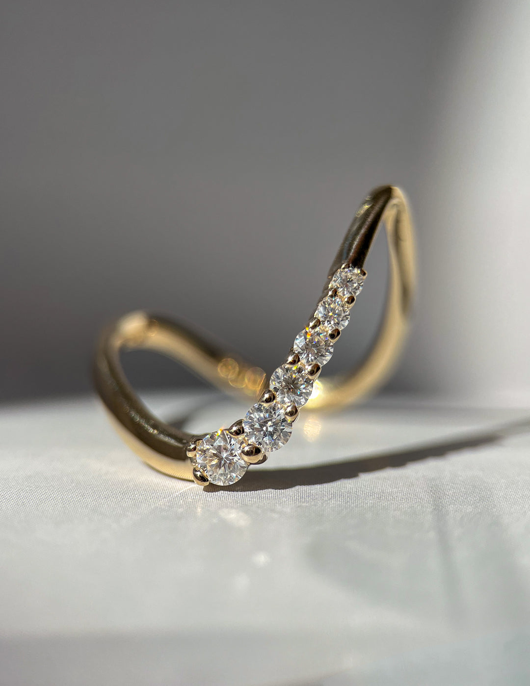 14K Solid Yellow Gold Curved Wedding Ring