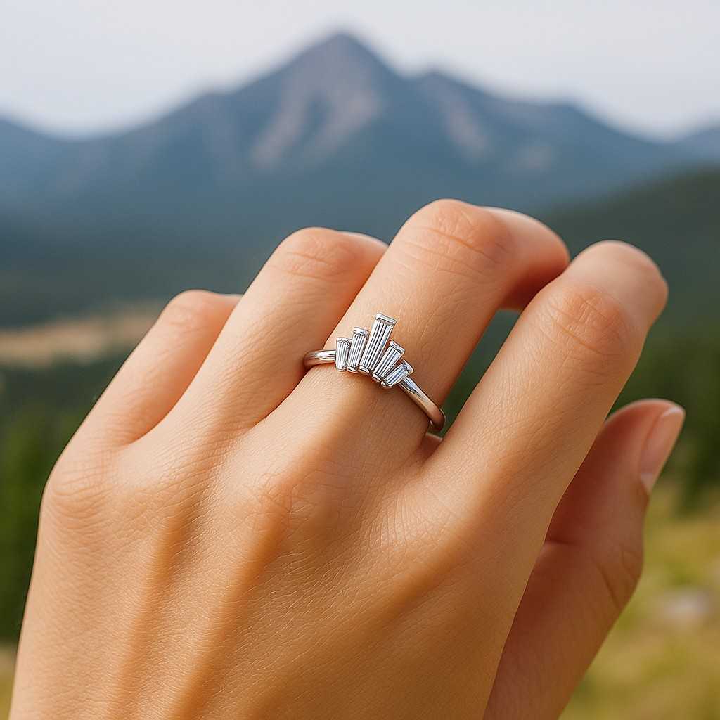 Two Tone Gold Interlocking Spinner Ring 14K Linked Band Jewelry