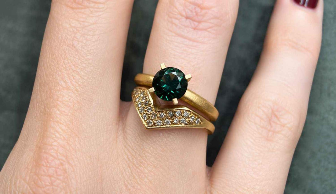 How To Pair A Yellow Gold Solitaire Ring