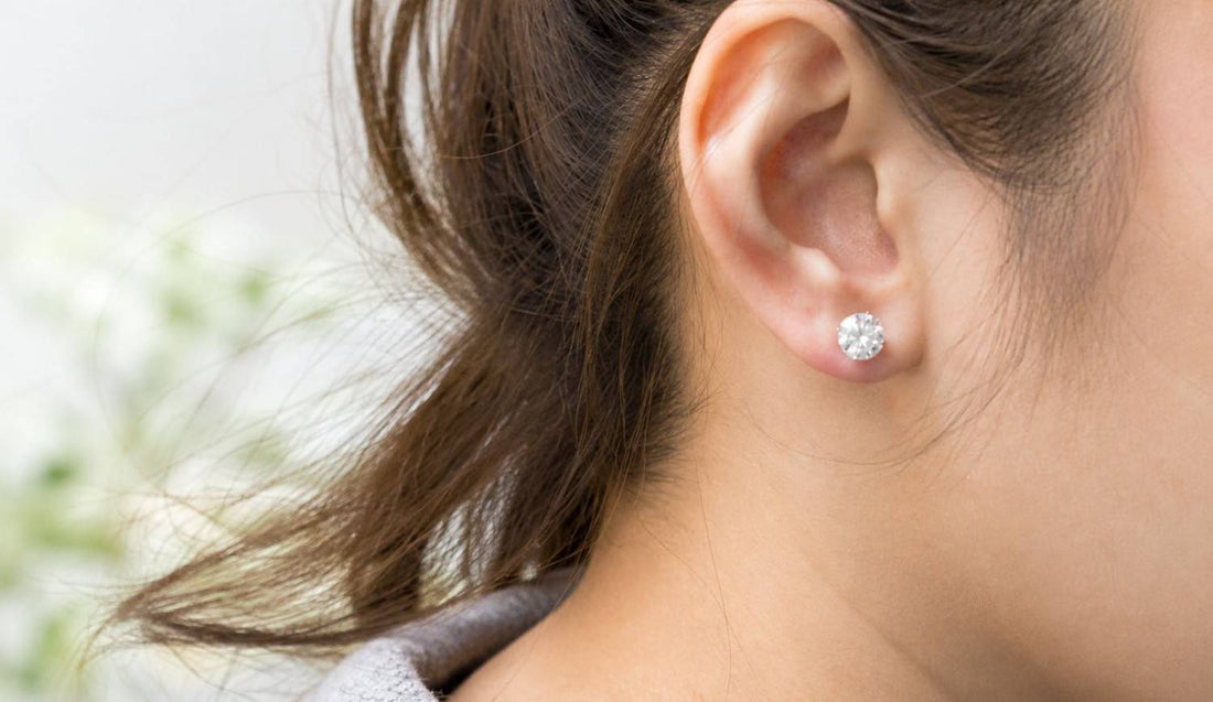 How to Choose Diamond Stud Earrings
