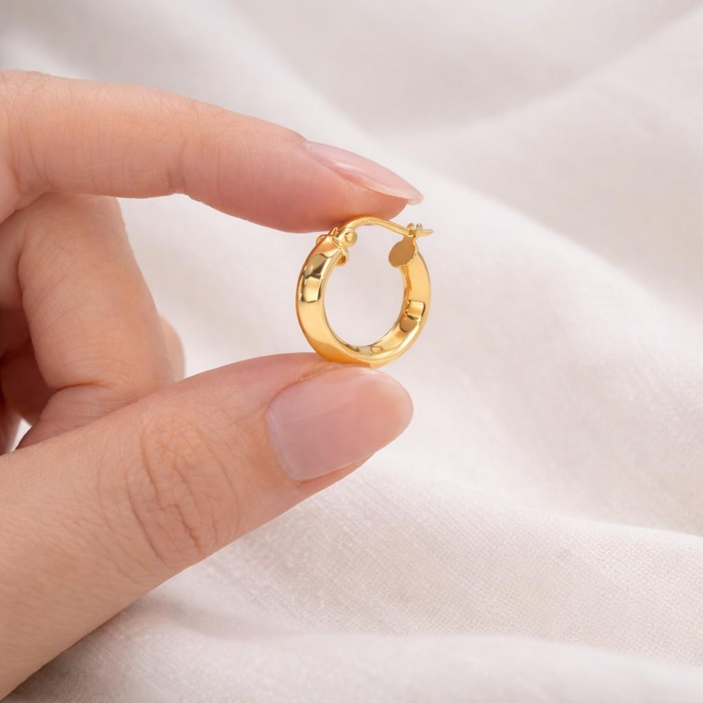 0.5 ct earrings half carat earrings small carat hoops petite stone hoops tiny stone earrings delicate stone hoops subtle sparkle hoops minimal carat earrings