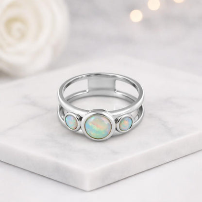 0.5 ct ring half carat ring 1 ct ring one carat ring 1.5 ct ring 2 ct ring two carat ring 3 ct ring three carat ring 5 ct ring five carat ring small stone ring medium stone ring large stone ring petite gemstone ring
