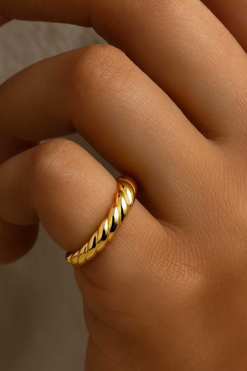 18k14k10k Solid Gold Moissanite Diamond Wedding Anniversary Gift for Women,Danity Hidden Halo 1.5CT Moissanite Bridal Promise Ring Jewelry