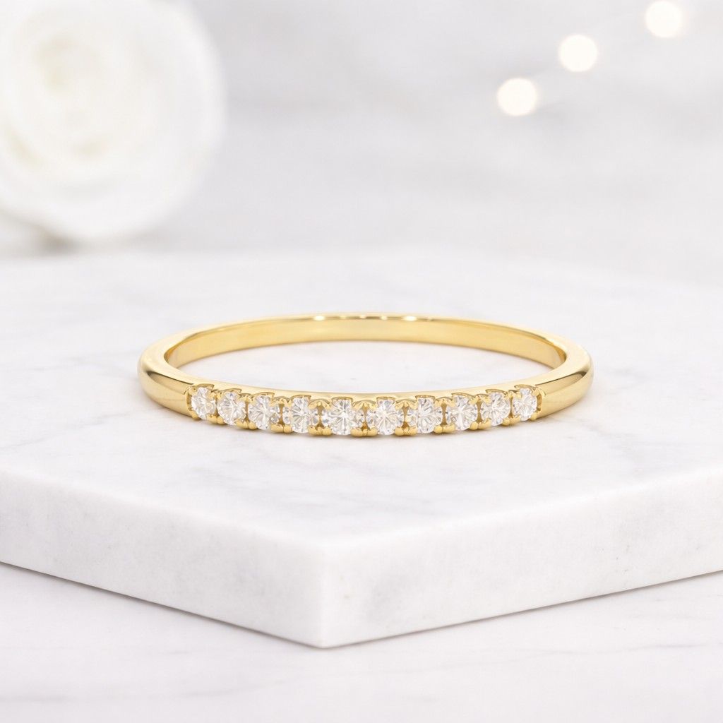 14K Gold Classic Round Cut Lab Grown Diamond Band