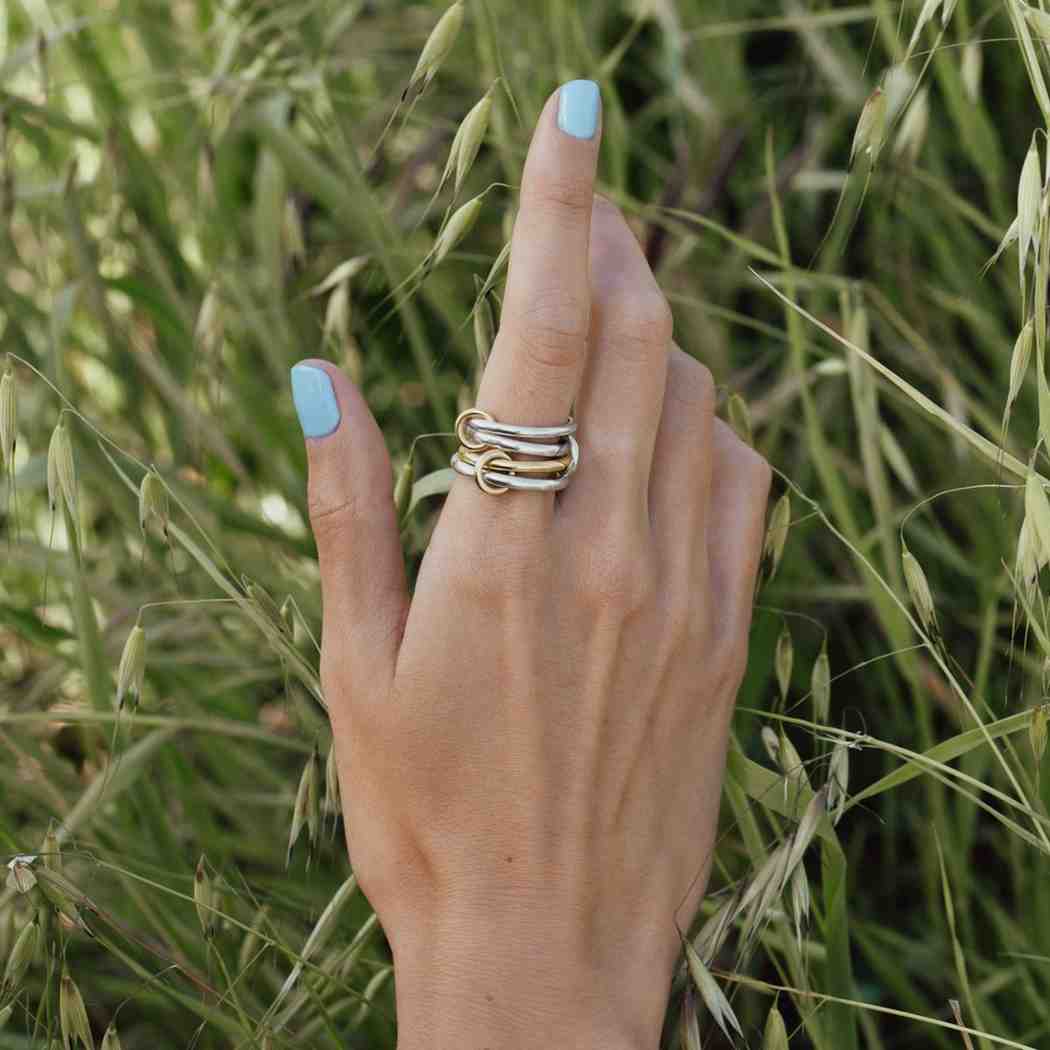 14K Gold Connected Ring Two Tone Linked Band Ring 