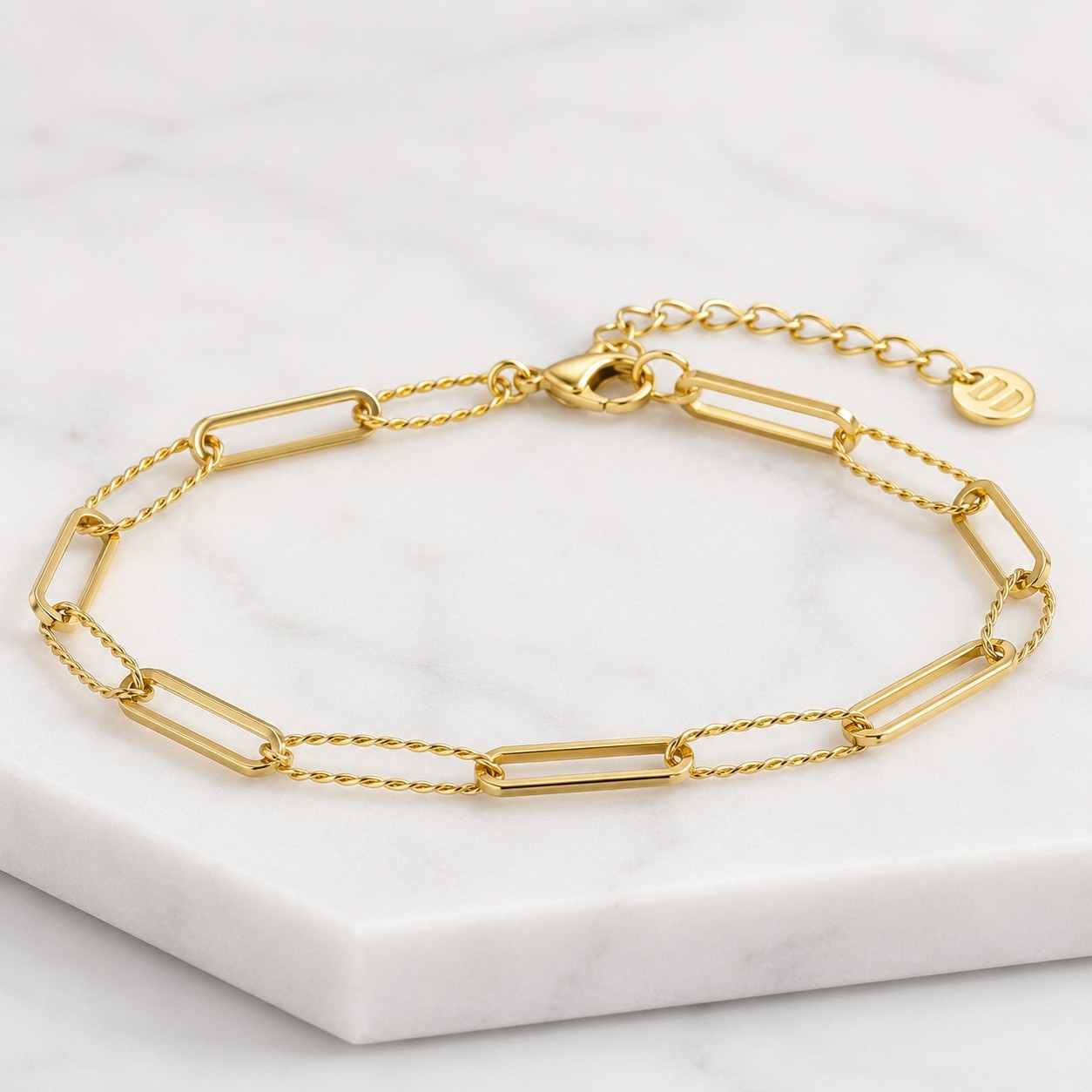 14k gold sparkle chain dainty bracelet | minimalist everyday disc bracelet | delicate glitter chains jewelry
