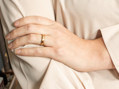 14k_Solid_Gold_Wedding_Band_