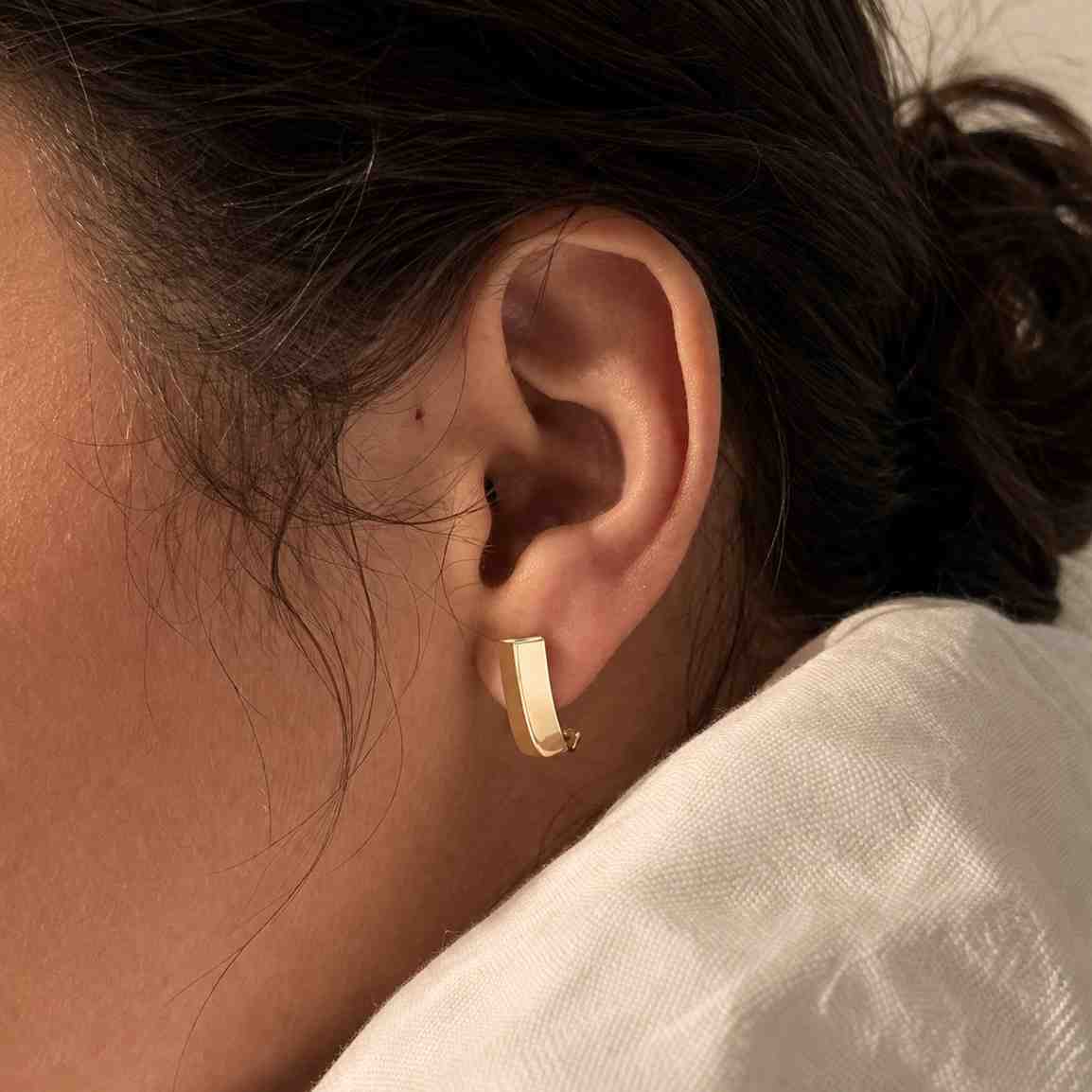 2 ct earrings 3 ct earrings 5 ct earrings large stone earrings bold sparkle earrings statement size earrings oversized sparkle earrings