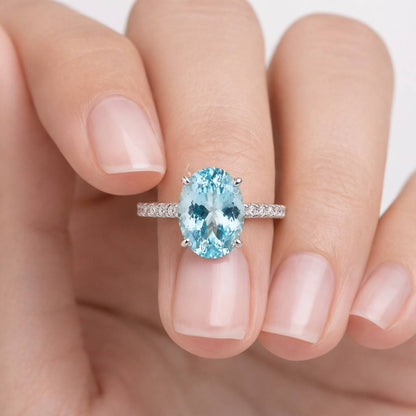 2 ct ring two carat ring larger stone ring bold sparkle ring statement carat ring luxury size ring eye catching ring