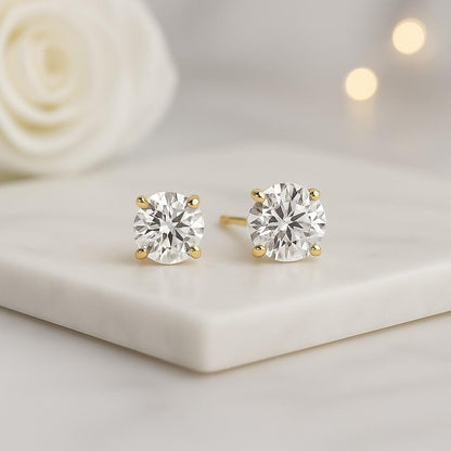 Best Round Diamond Stud Earrings for Wome