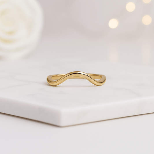 Curved Ring