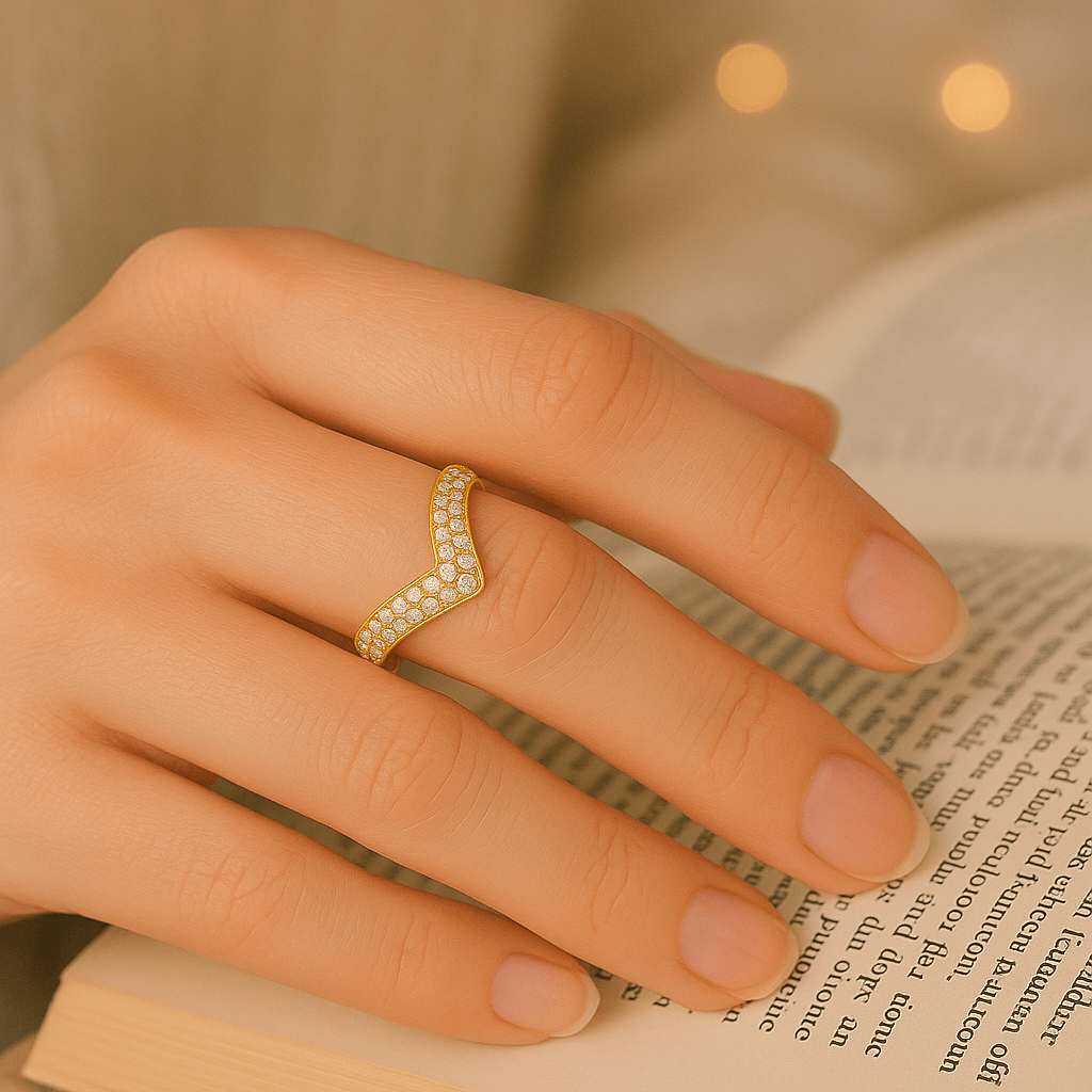 Diamond Curved Ring