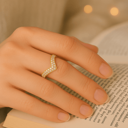 Diamond Curved Ring