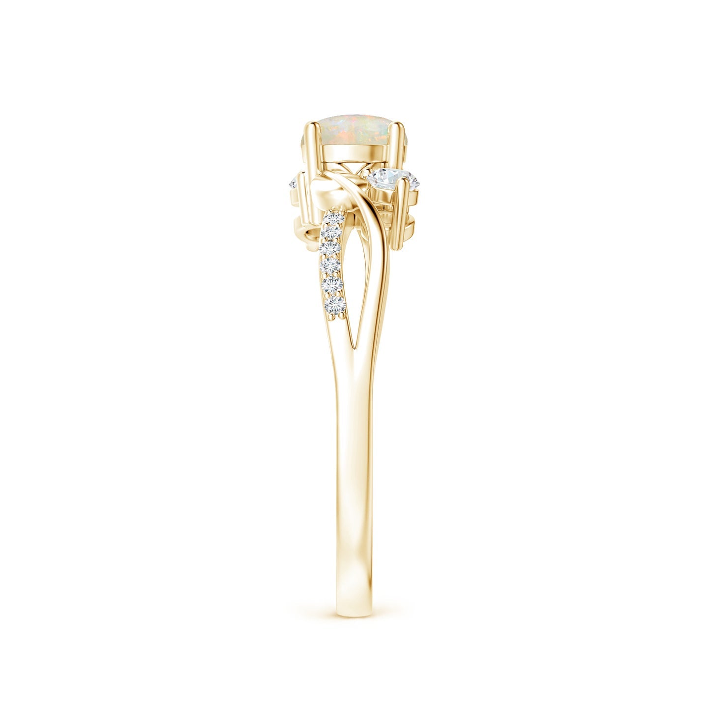 Diamond Twisted Vine Ring