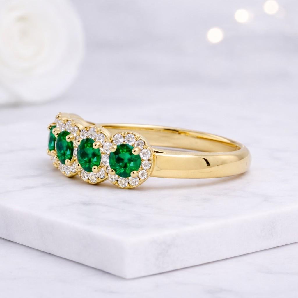 emerald and diamond ring