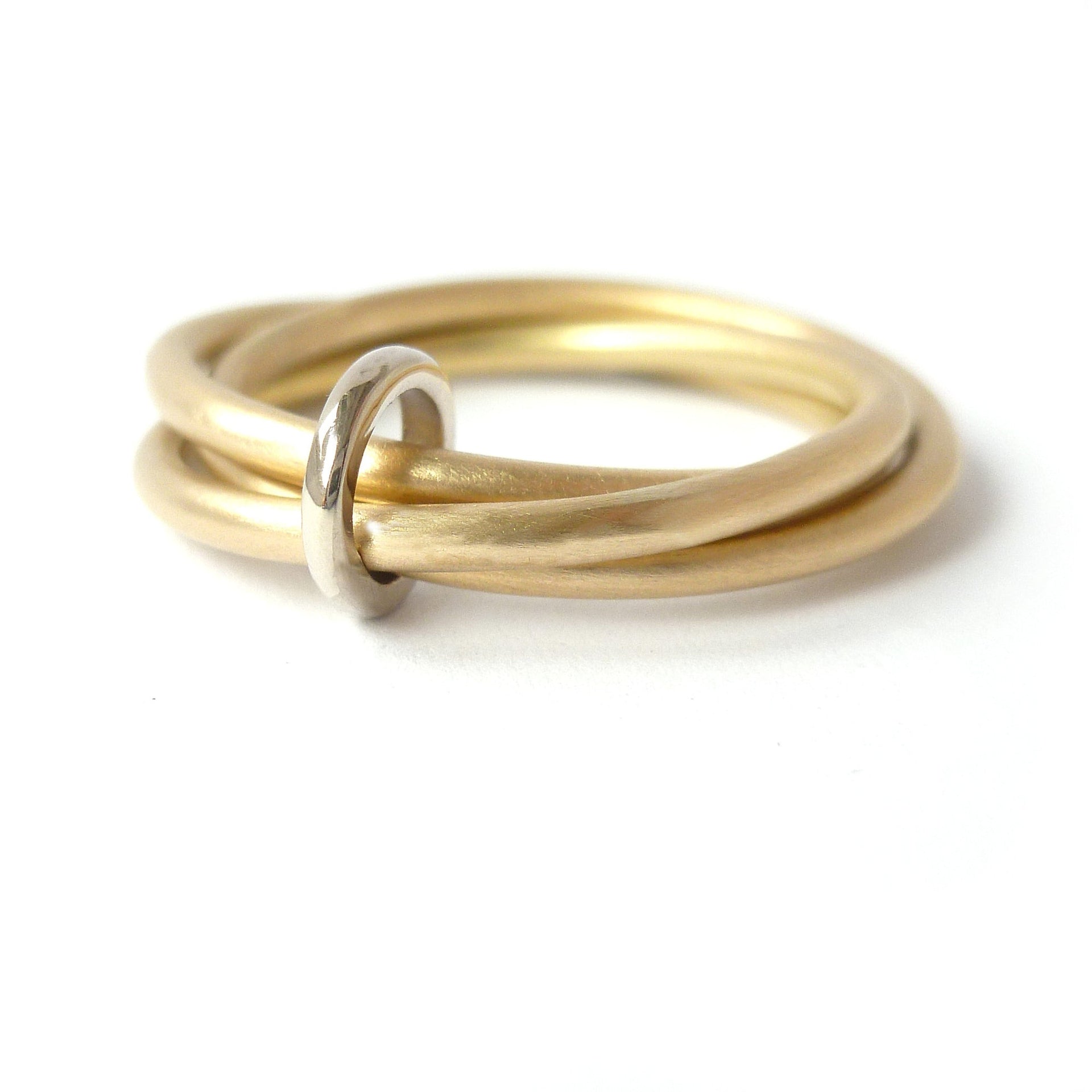 Engagement_Ring_For Her