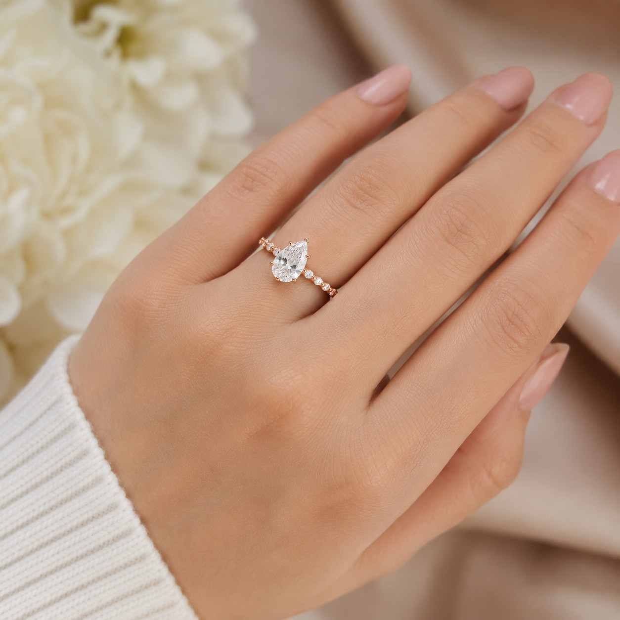 Genuine Lab Grown Diamond Anniversary Ring Simple Diamond Ring for Girlfriend