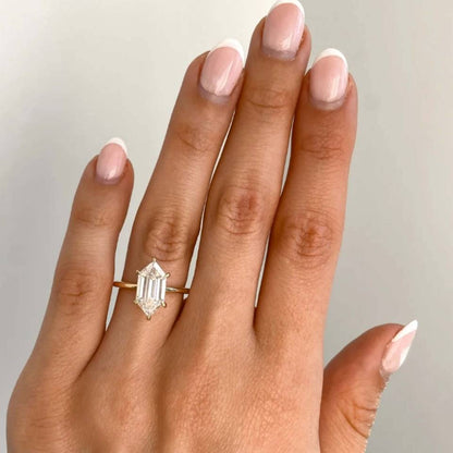 Hexagone Prong Setting Diamond Ring