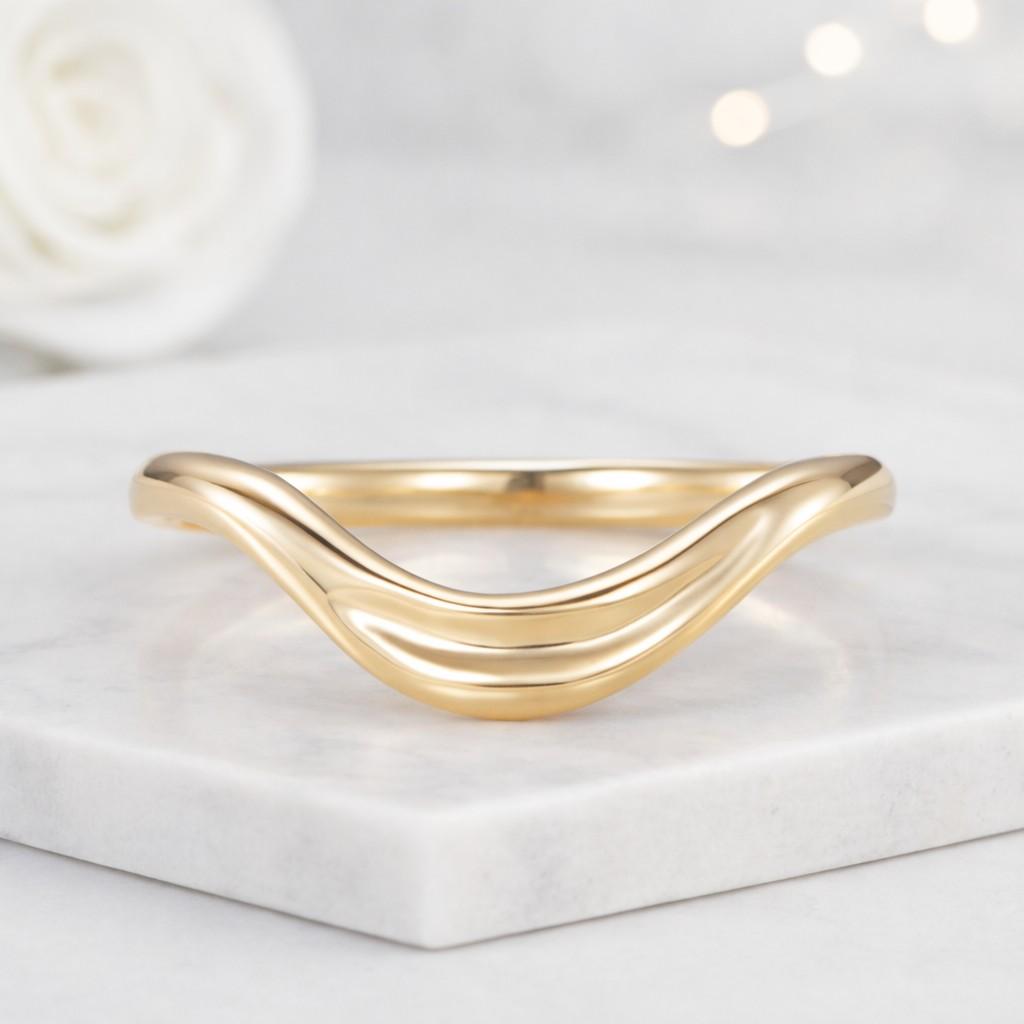 10k solid gold curved wedding band ring