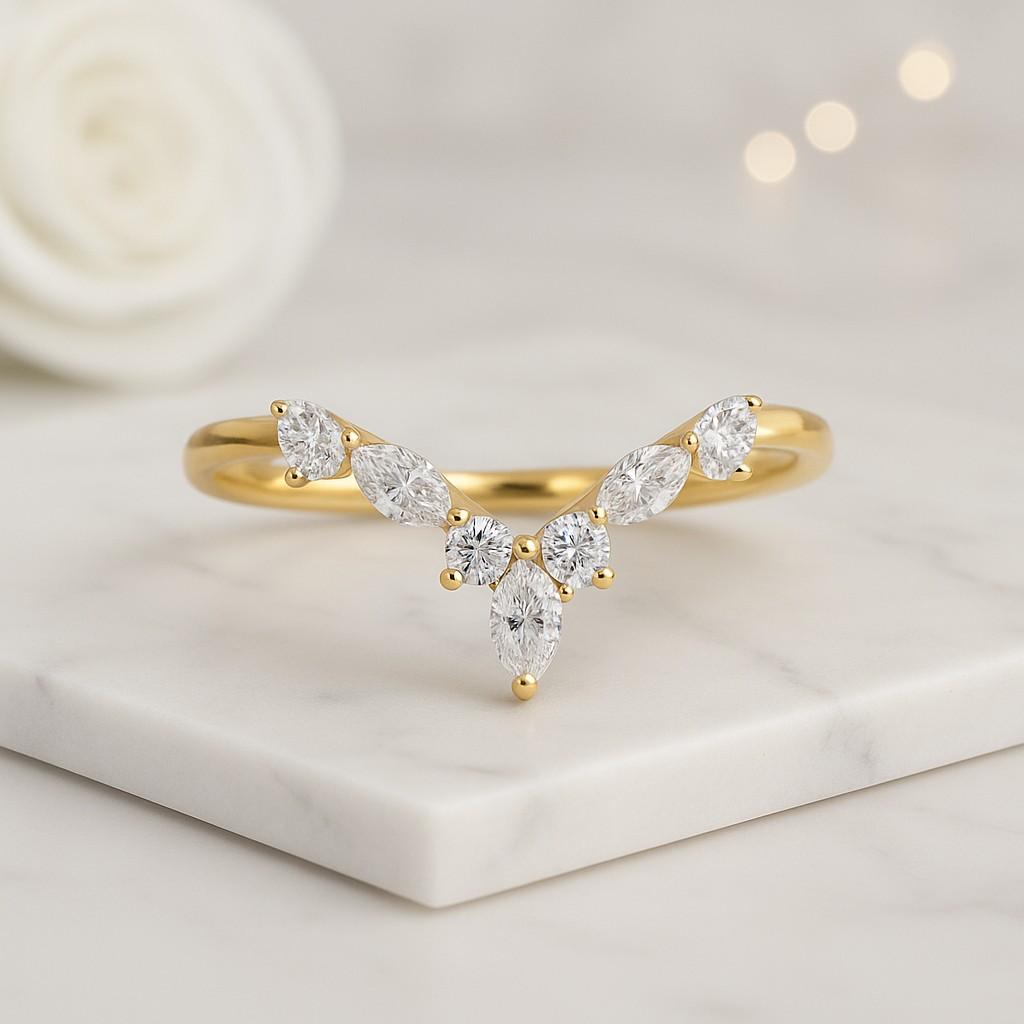 Moissanite Chevron Ring 14K Gold V Shape Wedding band Curved Moissanite Band Curved Gold Ring, Gift V Shape Band