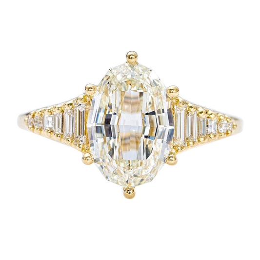 Oval_Cut_Lab_Grown_Engagement_Ring