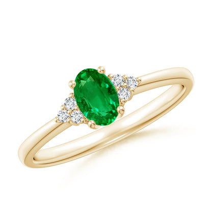 Oval Emerald Ring