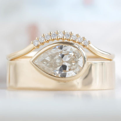 Pear Cut Lab Grown Diamond Solitaire Wedding Band