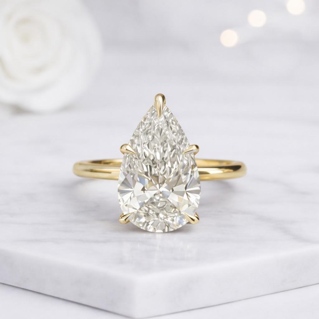 pear shaped lab grown diamond engagement ring