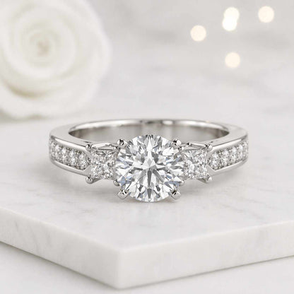 Round Cut Diamond IGI Certified Lab Grown Diamond Engagement Ring, Lab Diamond Ring , Round Diamond Ring , Solitaire Ring , Anniversary gift
