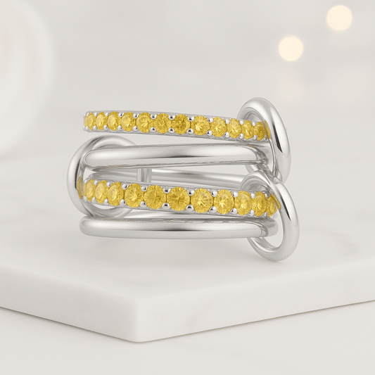 Round Diamond Linked Ring