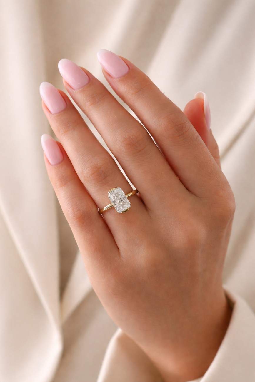 solid gold wedding ring