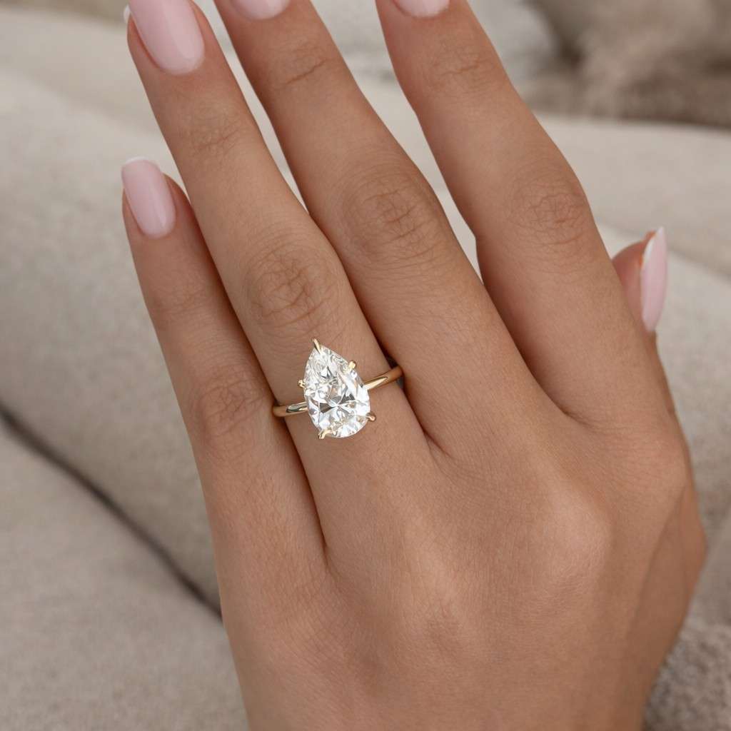 Solitaire Engagement Ring
