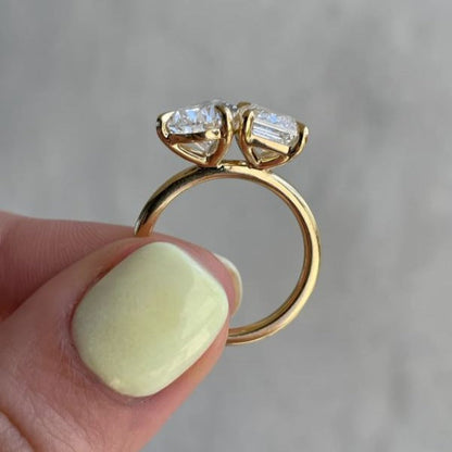 Toi Et Moi Pear And Emerald Cut Diamond Ring