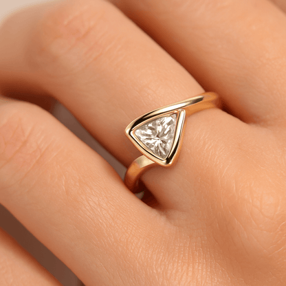 Triangle Diamond Ring 