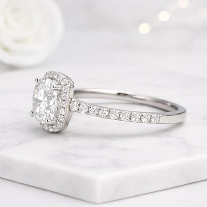 Vintage Half eternity Yellow gold wedding ring for women