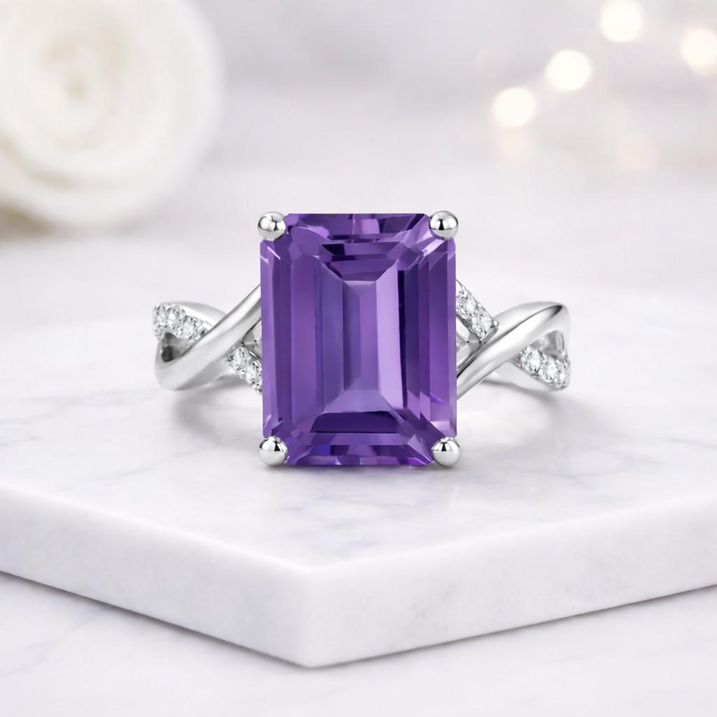 alternative engagement ring rectangular gem ring violet gemstone ring faceted amethyst ring prong set ring handmade jewelry artisan jewelry custom jewelry fine ring luxury jewelry fashion jewelry modern ring