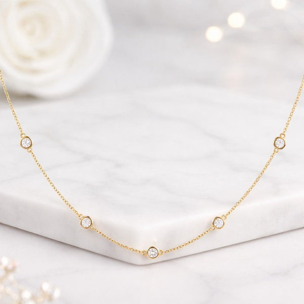 bezel chain necklace round stone necklace five stone necklace delicate gold chain tiny bezel necklace minimalist jewelry fine chain necklace dainty gold necklace station chain jewelry floating diamond necklace