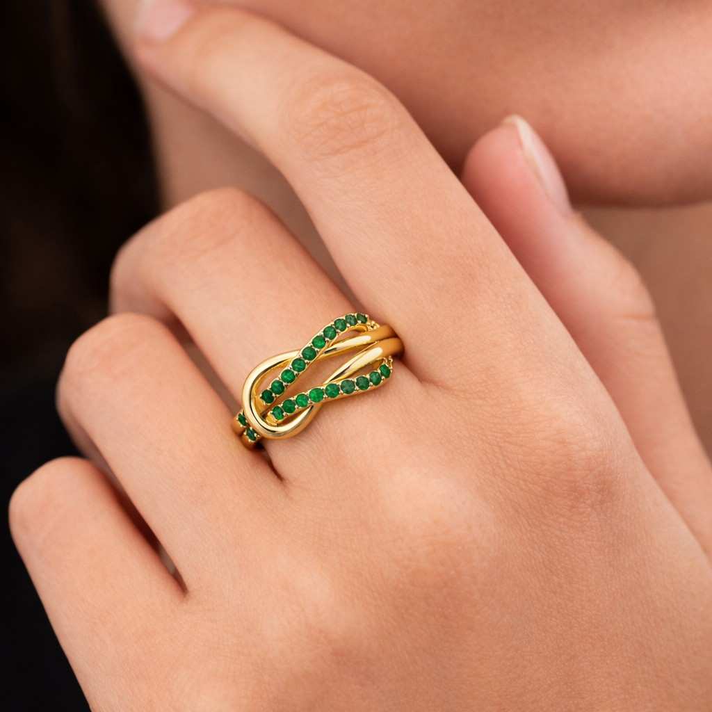 brilliant cut ring faceted stone ring cut stone ring gemstone shape ring elegant shape ring luxury shape ring custom shape ring unique cut ring timeless cut ring sparkling cut ring refined ring