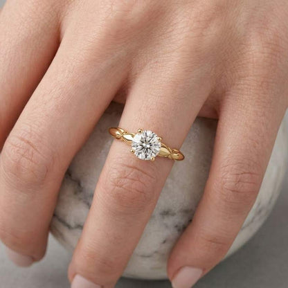 custom ring romantic ring delicate ring detailed ring sculpted ring raised setting ring sparkle ring gemstone ring ring for her luxury jewelry bridal jewelry ring design jewelry gift engagement jewelry solitaire jewelry leaf band ring setting ring nature jewelry