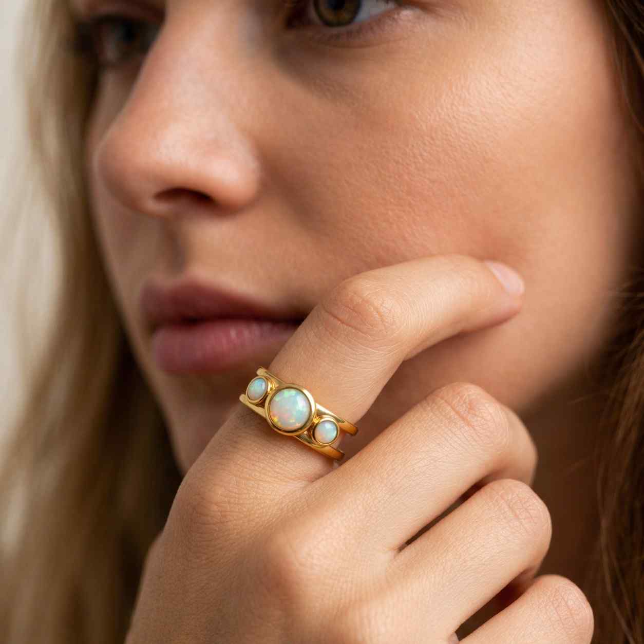 daily jewelry womens jewelry luxury jewelry chic jewelry classic jewelry stylish ring fashion accessory gemstone accessory opal accessory white gemstone ring iridescent stone ring colorful opal ring bright opal ring