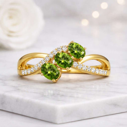 diamond accent ring moissanite ring lab diamond ring cubic zirconia ring cz ring diamond look ring simulated diamond ring sparkle ring gemstone accent ring halo style ring luxury gemstone ring