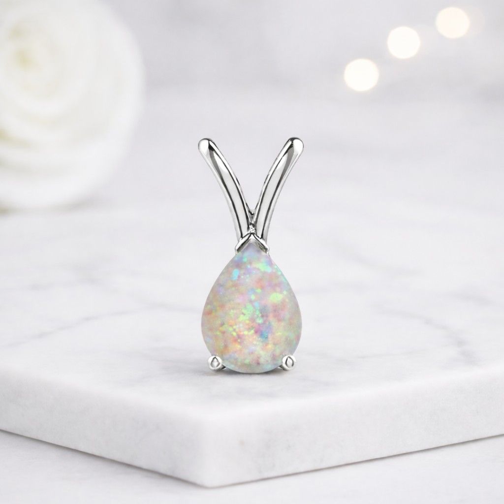diamond pendant necklace moissanite pendant lab diamond necklace cubic zirconia pendant simulated diamond necklace crystal pendant necklace