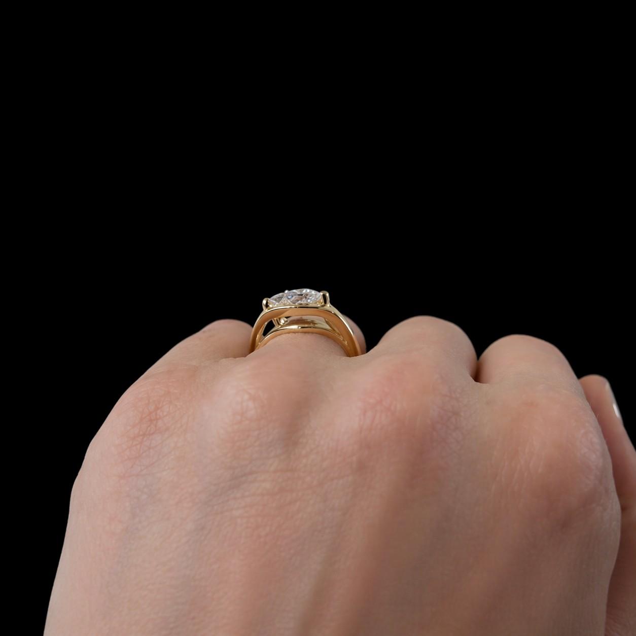 diamond ring moissanite ring lab diamond ring cubic zirconia ring simulated diamond ring crystal ring clear gemstone ring sparkling ring brilliant cut ring luxury gemstone ring